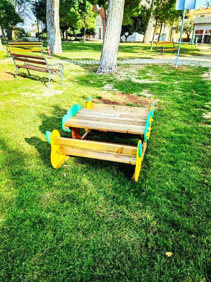 Nina Deluxe Superior 5 Star Apartment, Your Piece Of Heaven By The Sea & Park Новиград Екстериор снимка